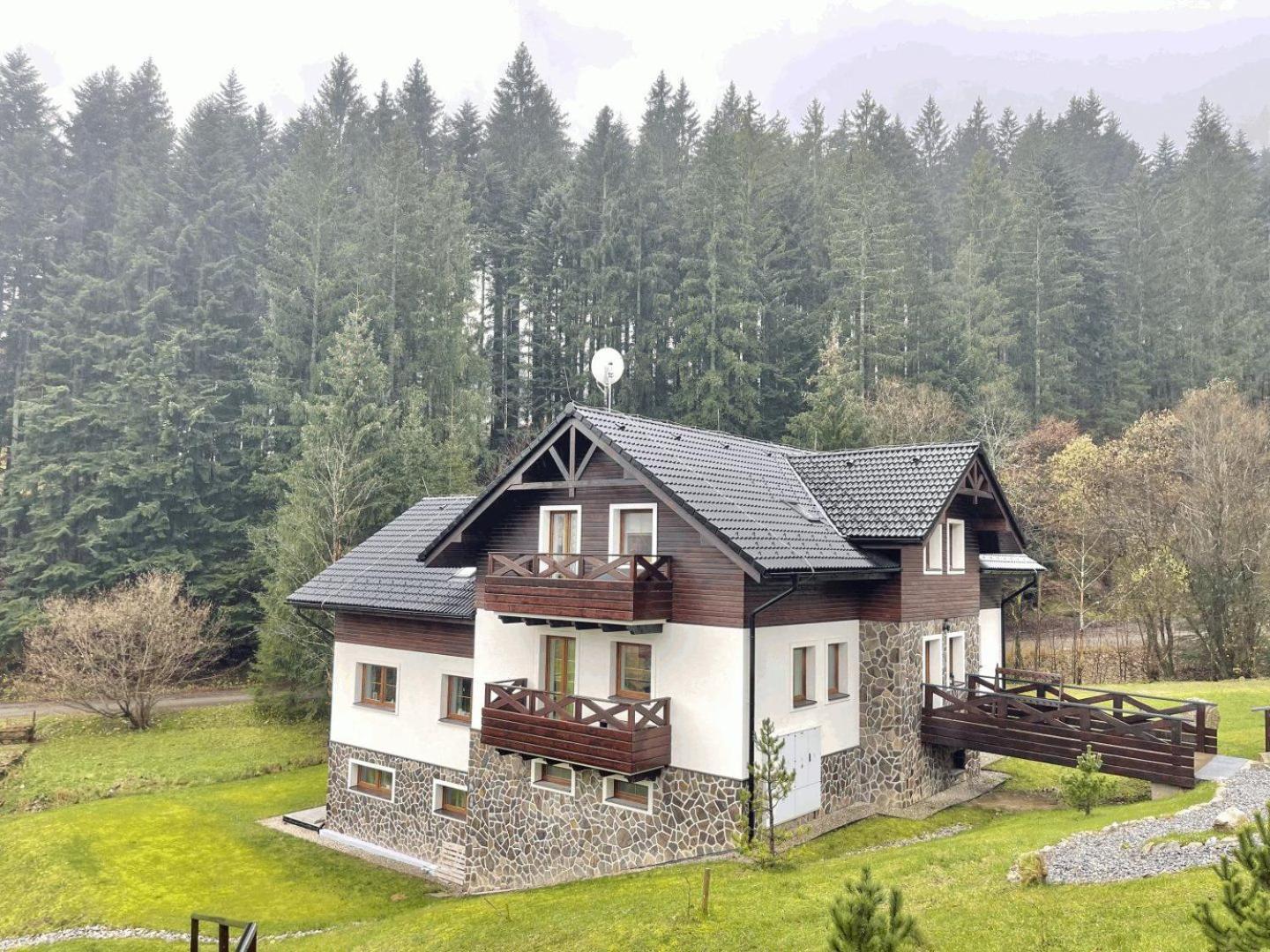 Apartman Grun -Vratna-Paseky Žilina Exterior foto